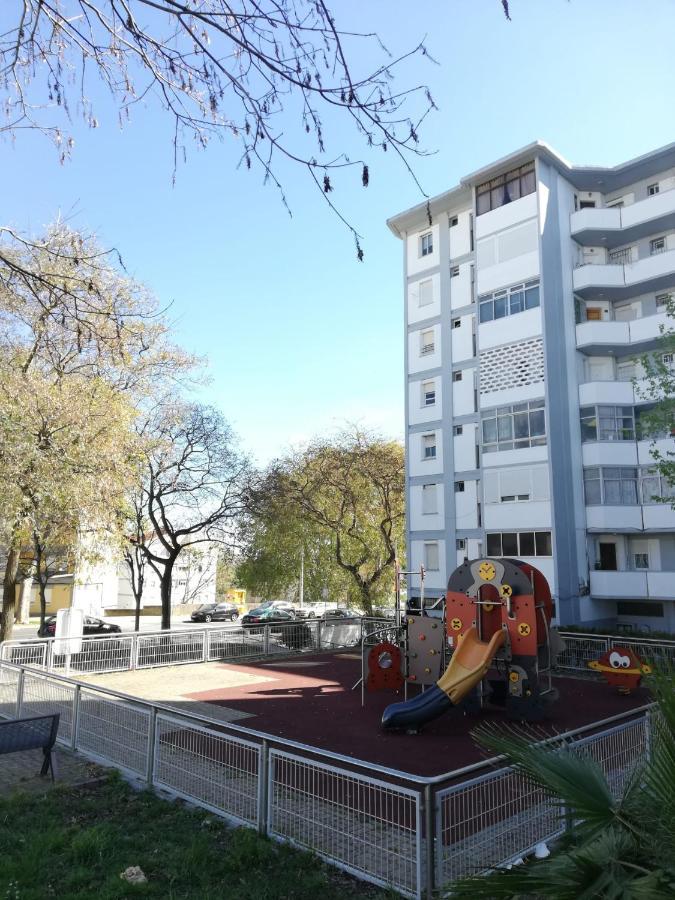 Vistas Sobre O Rio Tejo Apartment Lisbon Exterior photo